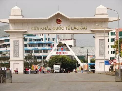 Taxi Nội Bài đi Lào Cai trọn gói