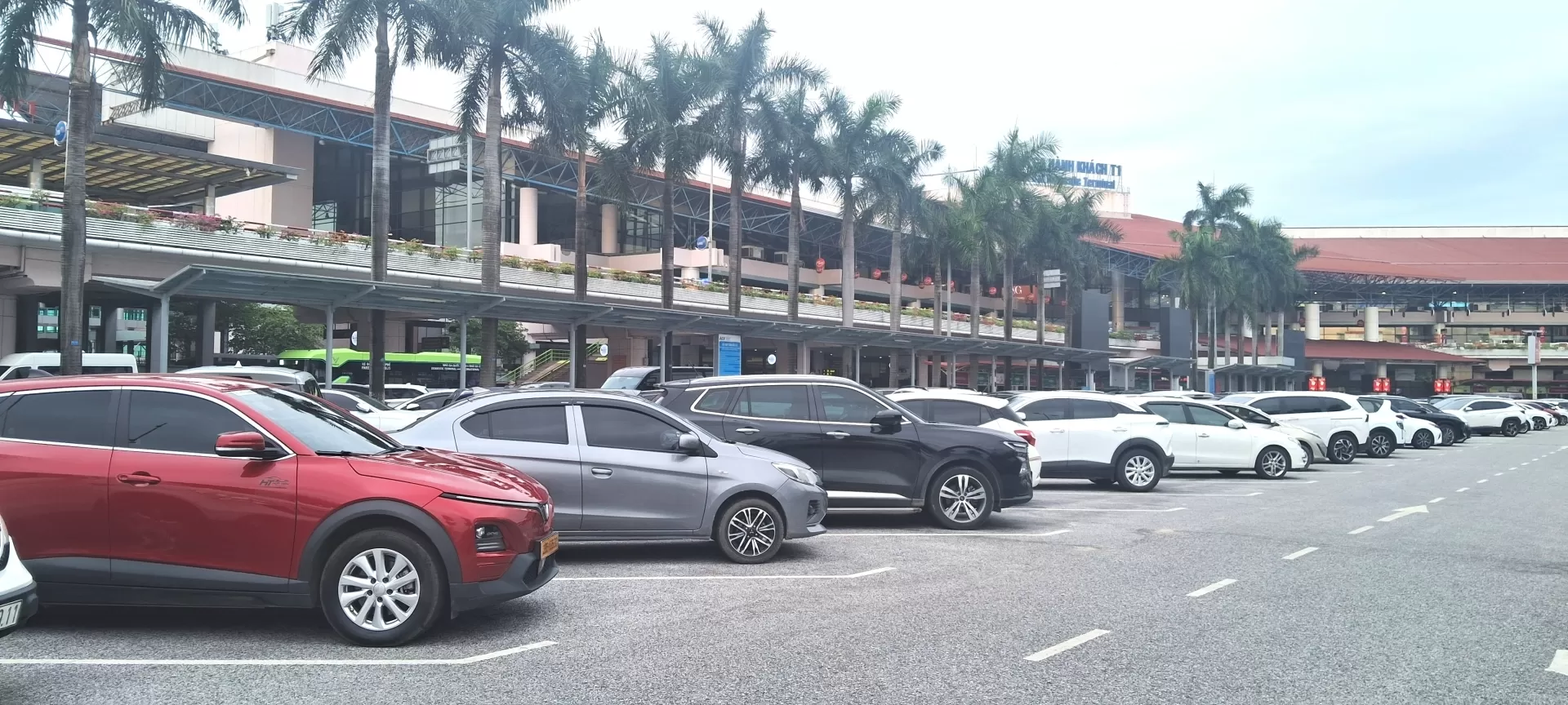 taxi nội b&agrave;i đi quảng ninh