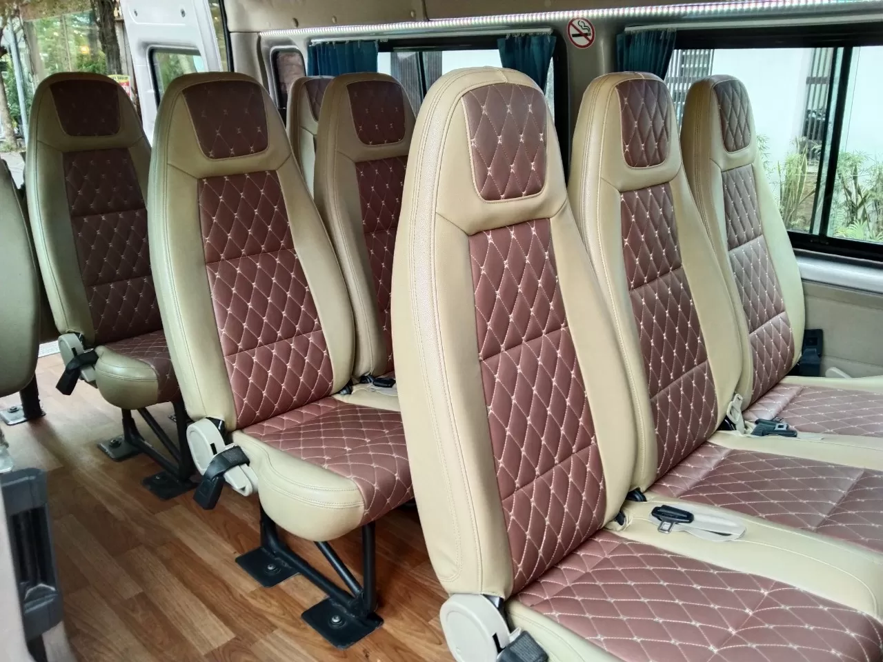 Xe 16 chỗ Nội Bài đi Hà nội