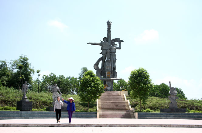 Dưới ch&acirc;n Tam Đảo - N&uacute;i Hồng - B&aacute;o Th&aacute;i Nguy&ecirc;n điện tử