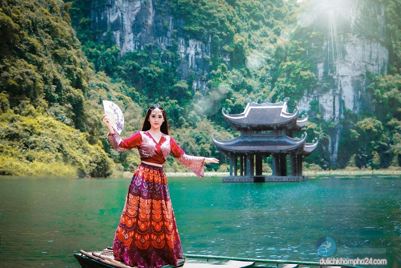 Hướng dẫn du lịch Tràng An - Bái Đính 1 ngày thú vị và tiết kiệm