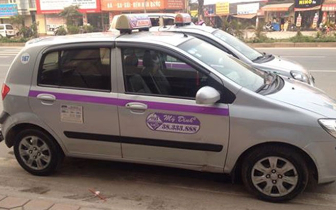 Tài xế taxi Mỹ Đình bị tố chửi bậy, hành hung khách hàng | Tạp chí Giao thông vận tải