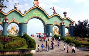 Thuê xe Nội Bài Hà Nội đi du lịch Hồ Núi Cốc Thái Nguyên