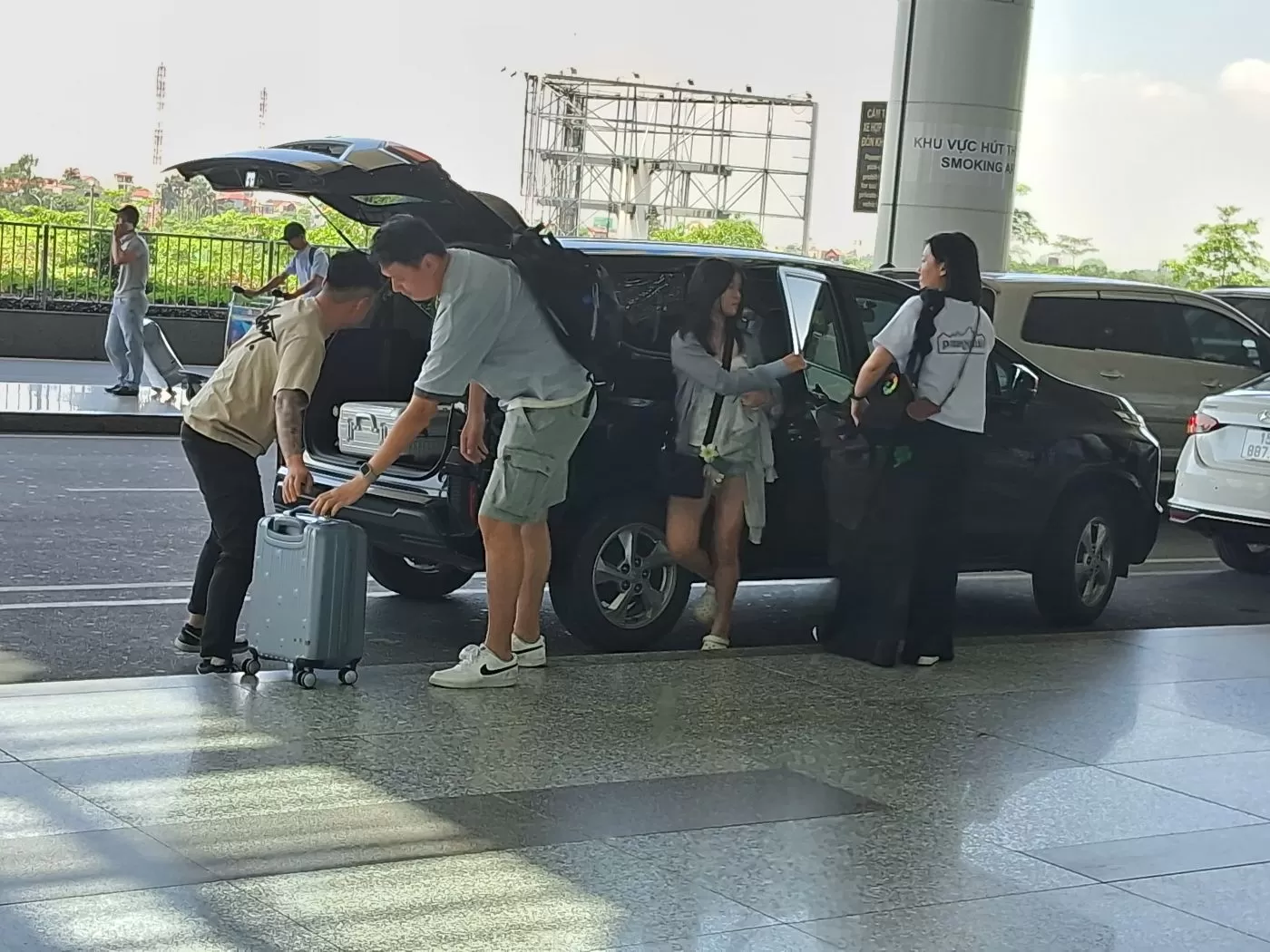 Dịch vụ xe đón tiễn sân bay Nội Bài thuận tiện và giá rẻ hơn cả Grab